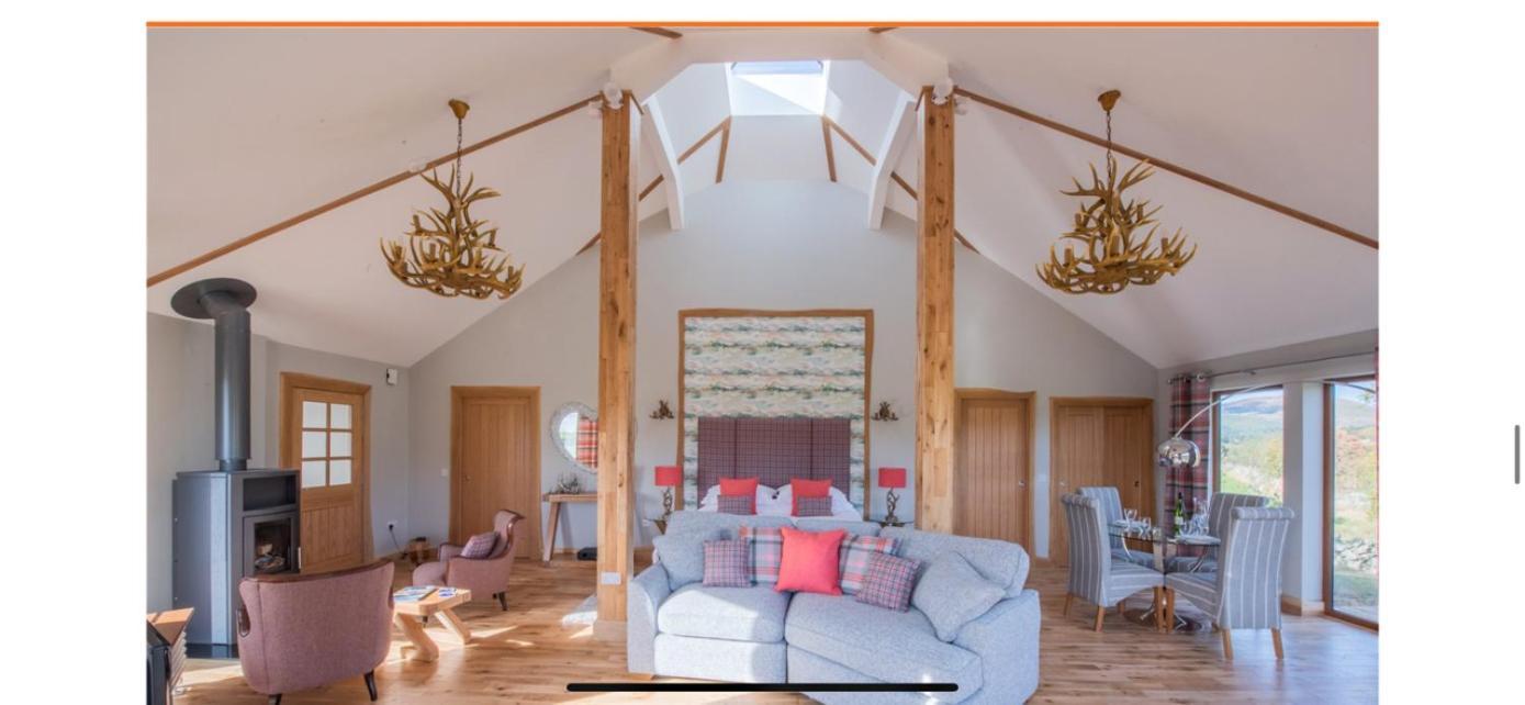 Dalnoid Cottages & Treehouses Nr Glenshee Esterno foto